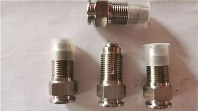 Un cliente de Bulgaria nos realiza un pedido de válvula de retención de engra...